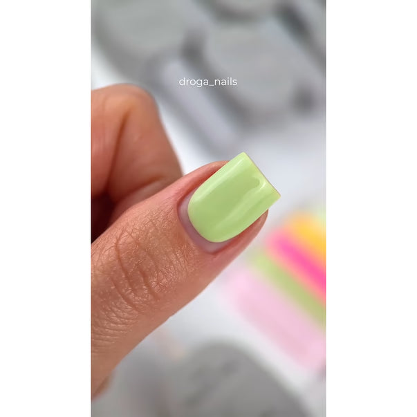 Saga Gel Polish Colorist No. 6 Pistachio 10 ml
