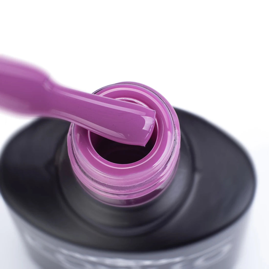 DELUXE GEL POLISH D246, 8 ML KOMILFO