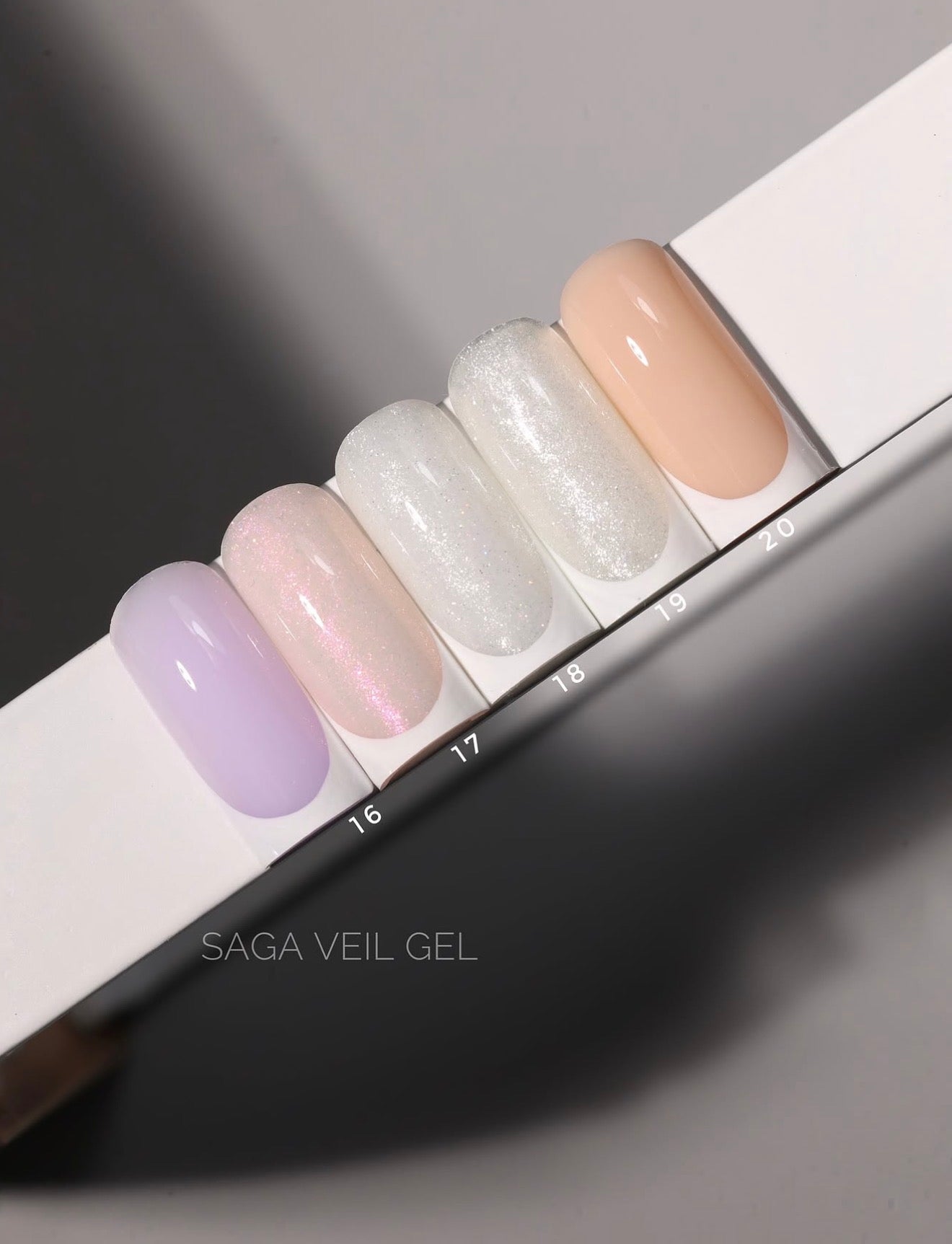 Saga Builder Gel Veil 16, 30 ml