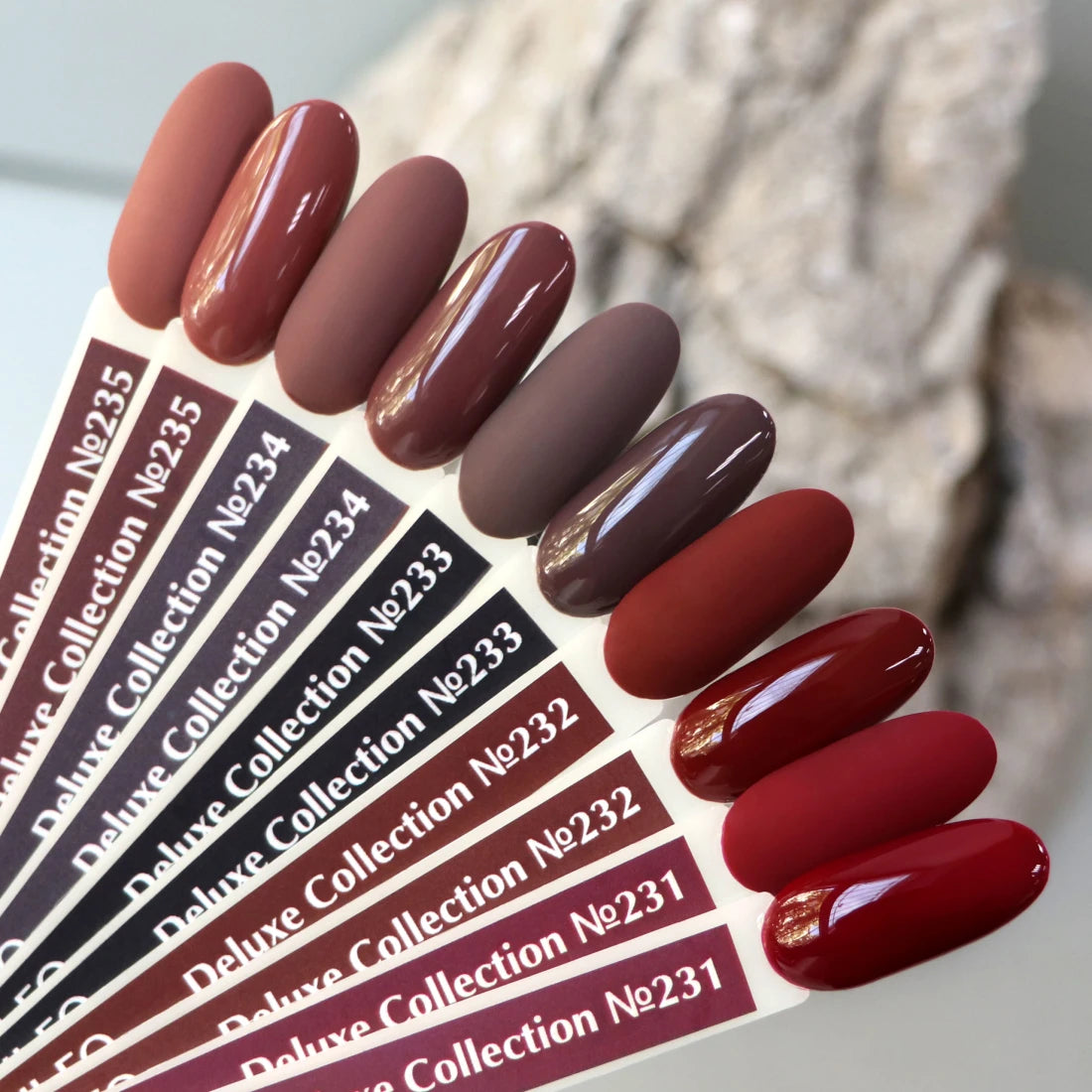 DELUXE GEL POLISH D235, 8 ML KOMILFO