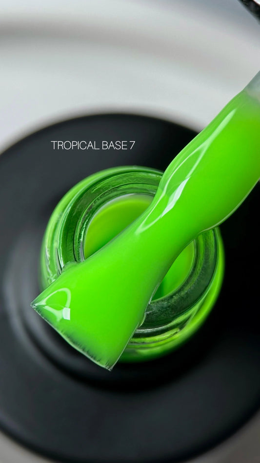 SAGA Tropical Base #7 light green, 9 ml