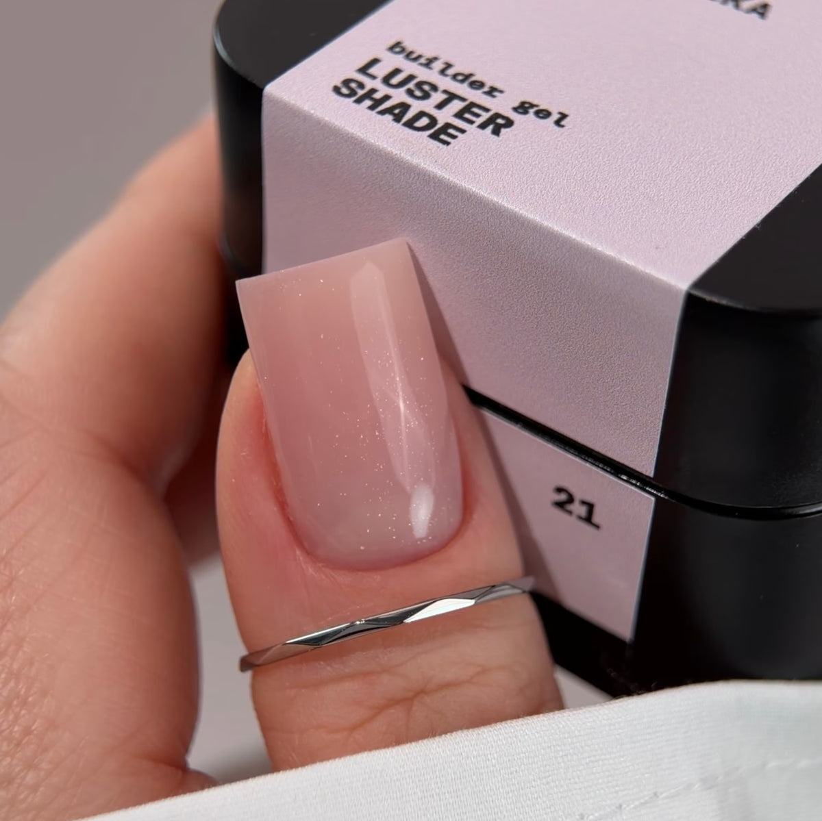 BIBLIOTEKA BUILDER GEL № 21 LUSTER SHADE – COOL PINK-BEIGE WITH SHIMMER, 30 ML