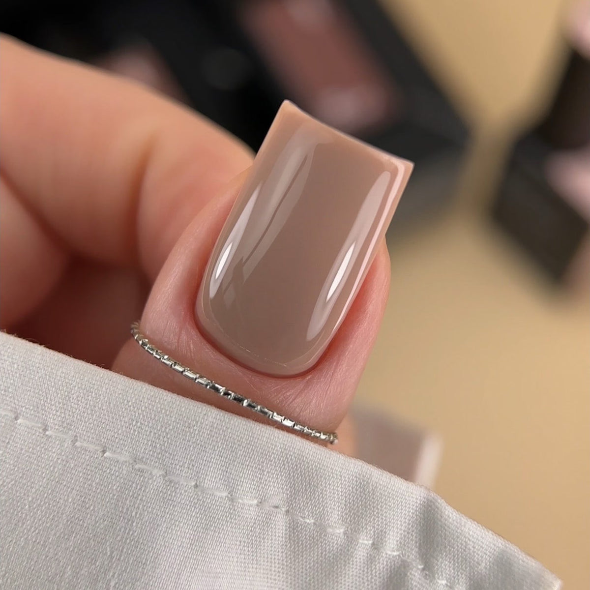 BIBLIOTEKA GEL POLISH № 34 CLAY – EARTHY SOFT, 10 ML