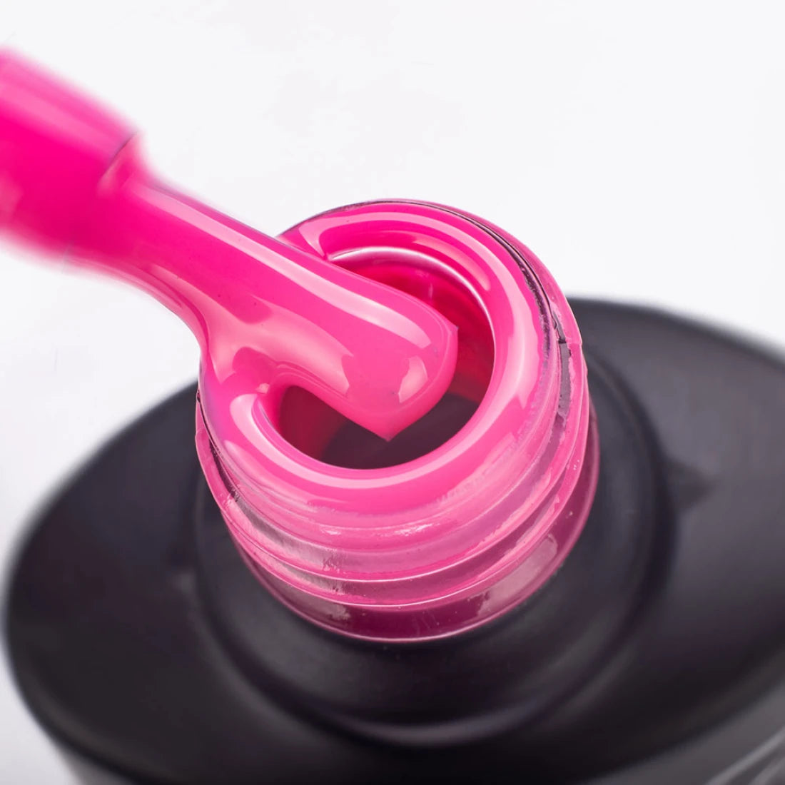DELUXE GEL POLISH D051, 8 ML KOMILFO