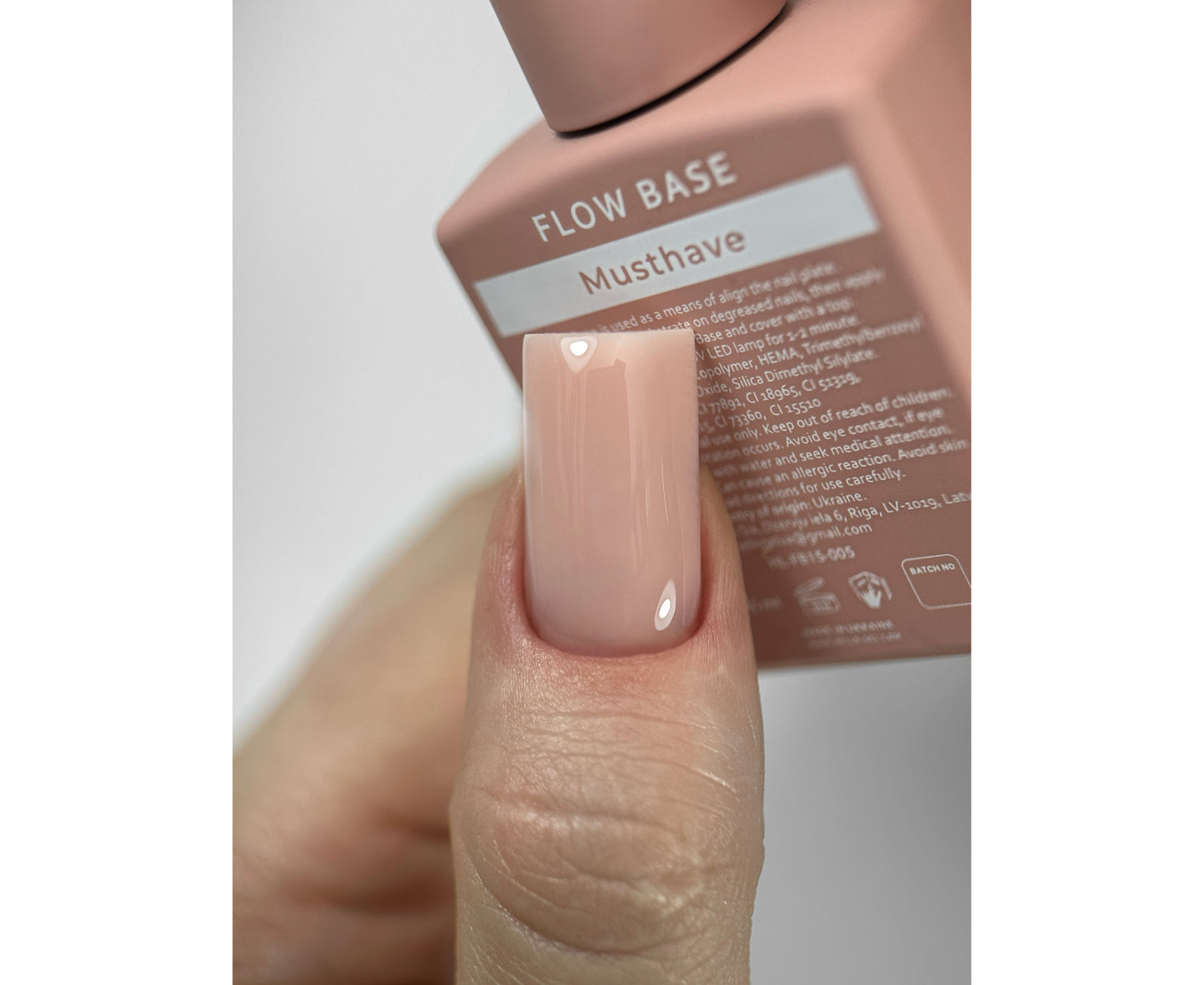 HEYLOVE. FLOW BASE, MUSTHAVE, 15 ML