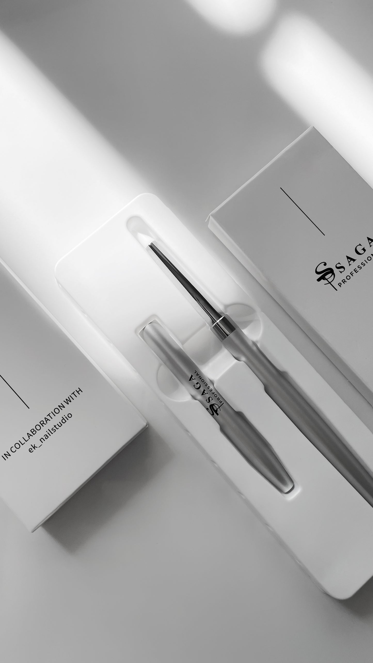 Saga Silicone Brush