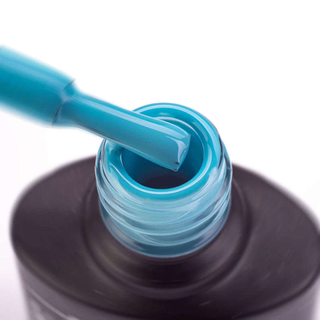 DELUXE GEL POLISH D141, 8 ML KOMILFO