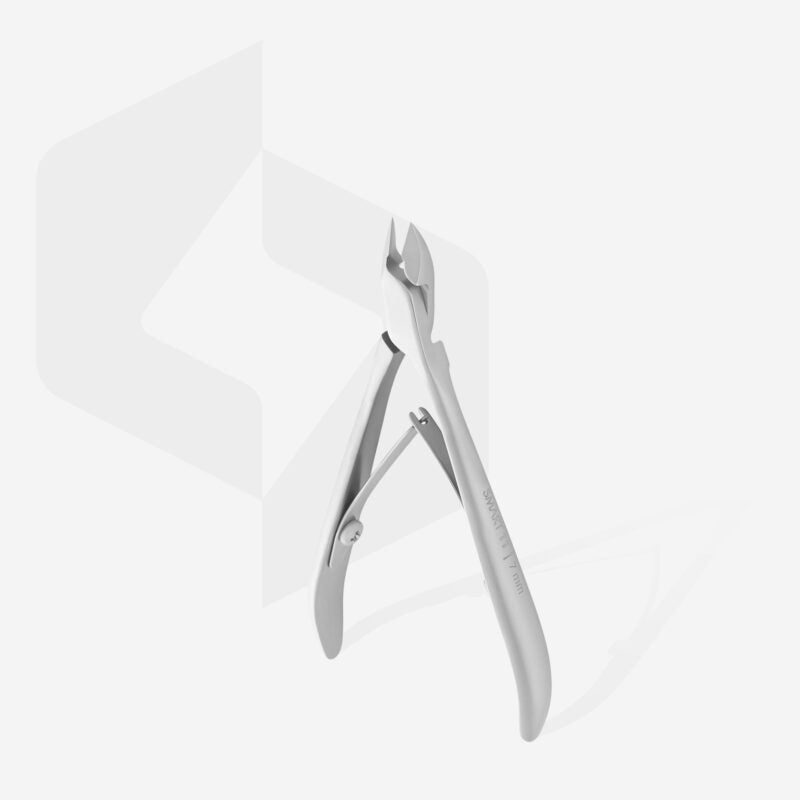 Professional cuticle nippers EXPERT 80 6 mm